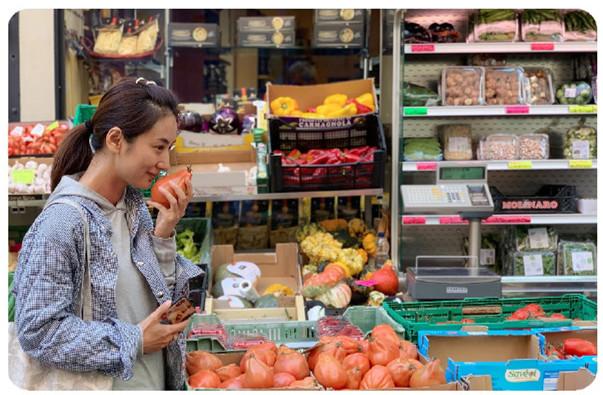 深圳山体垮塌 区城管局原局长坠楼身亡_泛亚电竞
