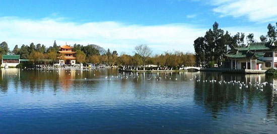 国内SUV市场三连跌 自主品牌前路迷茫‘泛亚电竞官网’(图3) 泛亚电竞官网